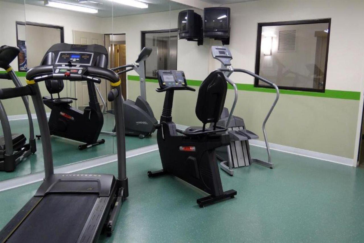 Extended Stay America Select Suites - Raleigh - Rtp - 4610 Miami Blvd Durham Exteriér fotografie