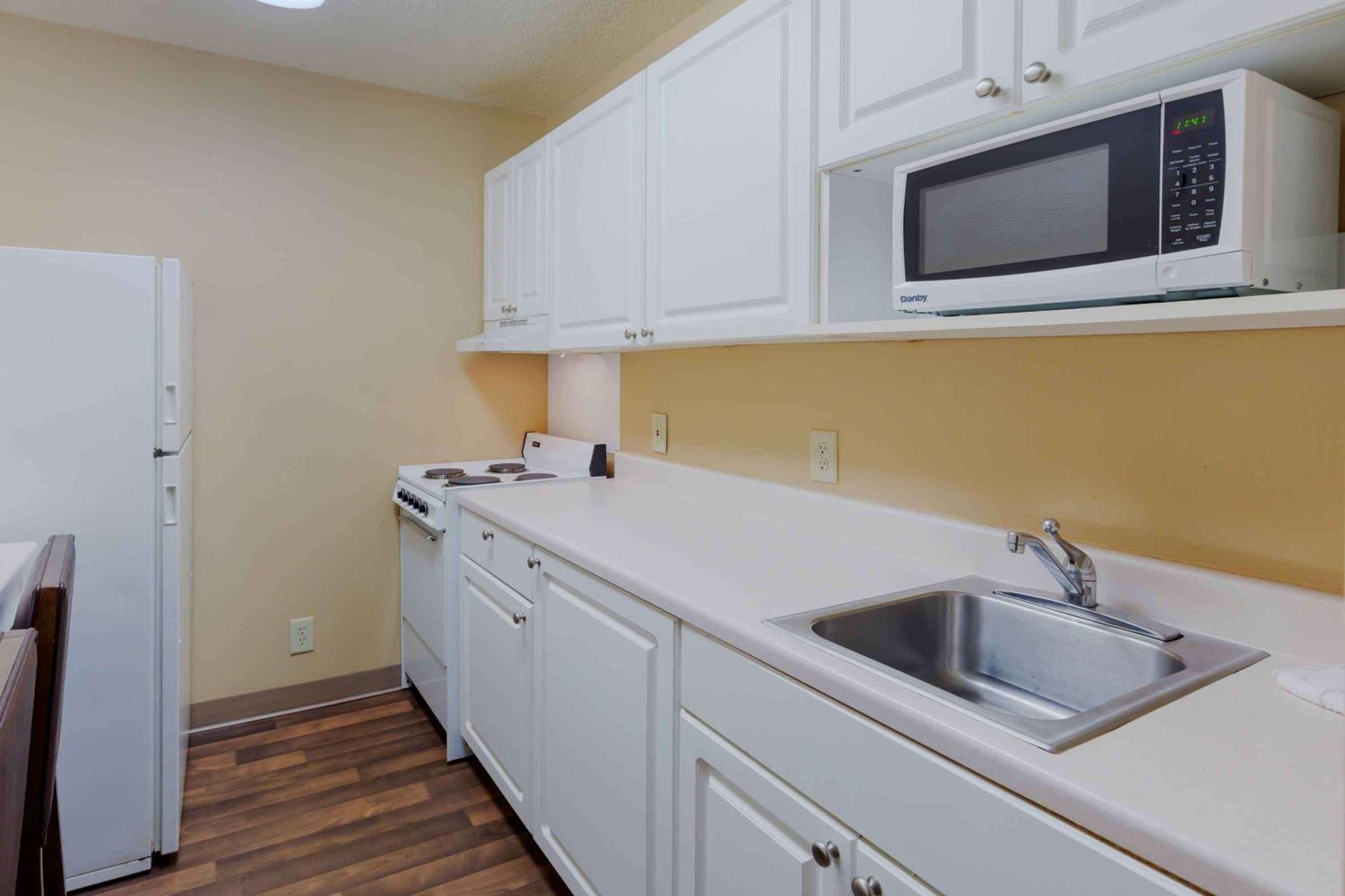 Extended Stay America Select Suites - Raleigh - Rtp - 4610 Miami Blvd Durham Exteriér fotografie