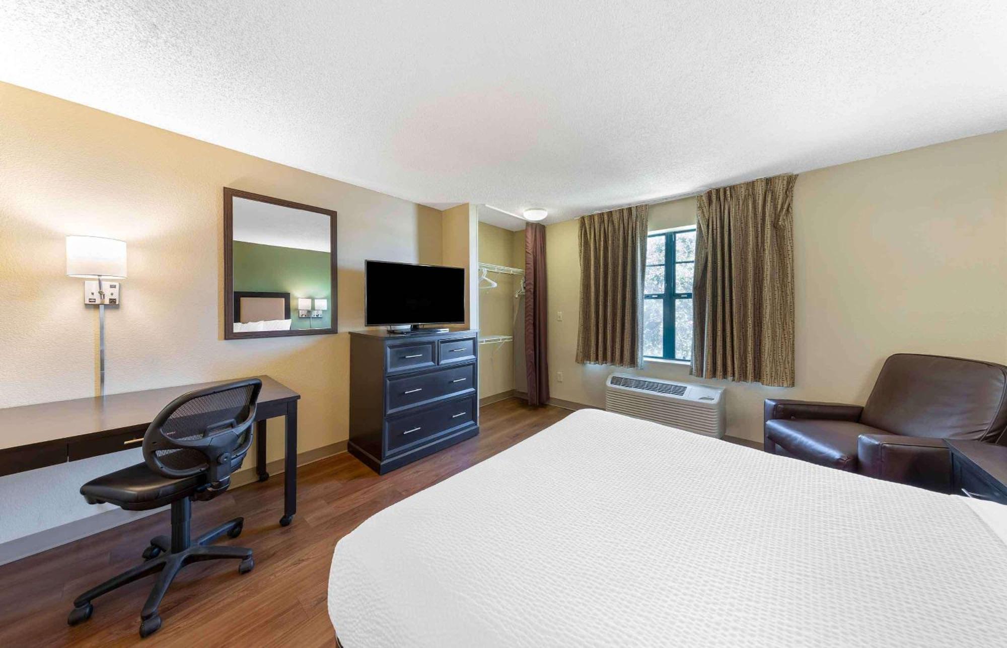 Extended Stay America Select Suites - Raleigh - Rtp - 4610 Miami Blvd Durham Exteriér fotografie