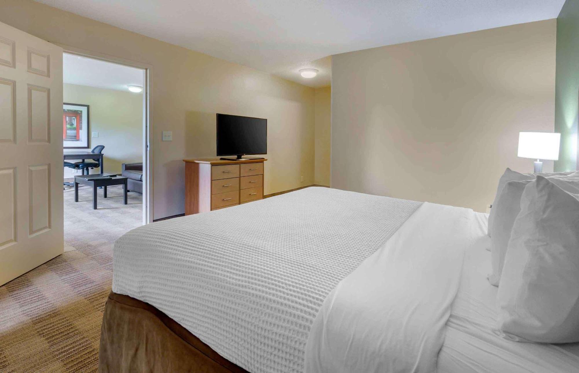 Extended Stay America Select Suites - Raleigh - Rtp - 4610 Miami Blvd Durham Exteriér fotografie